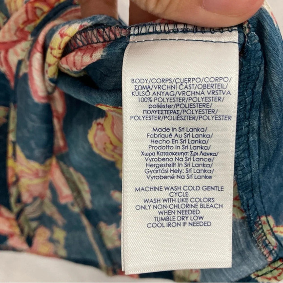 Chaps Blue Red Floral Soft Comfy Lightweight Short Sleeve Popover Top Large - Picture 8 of 10